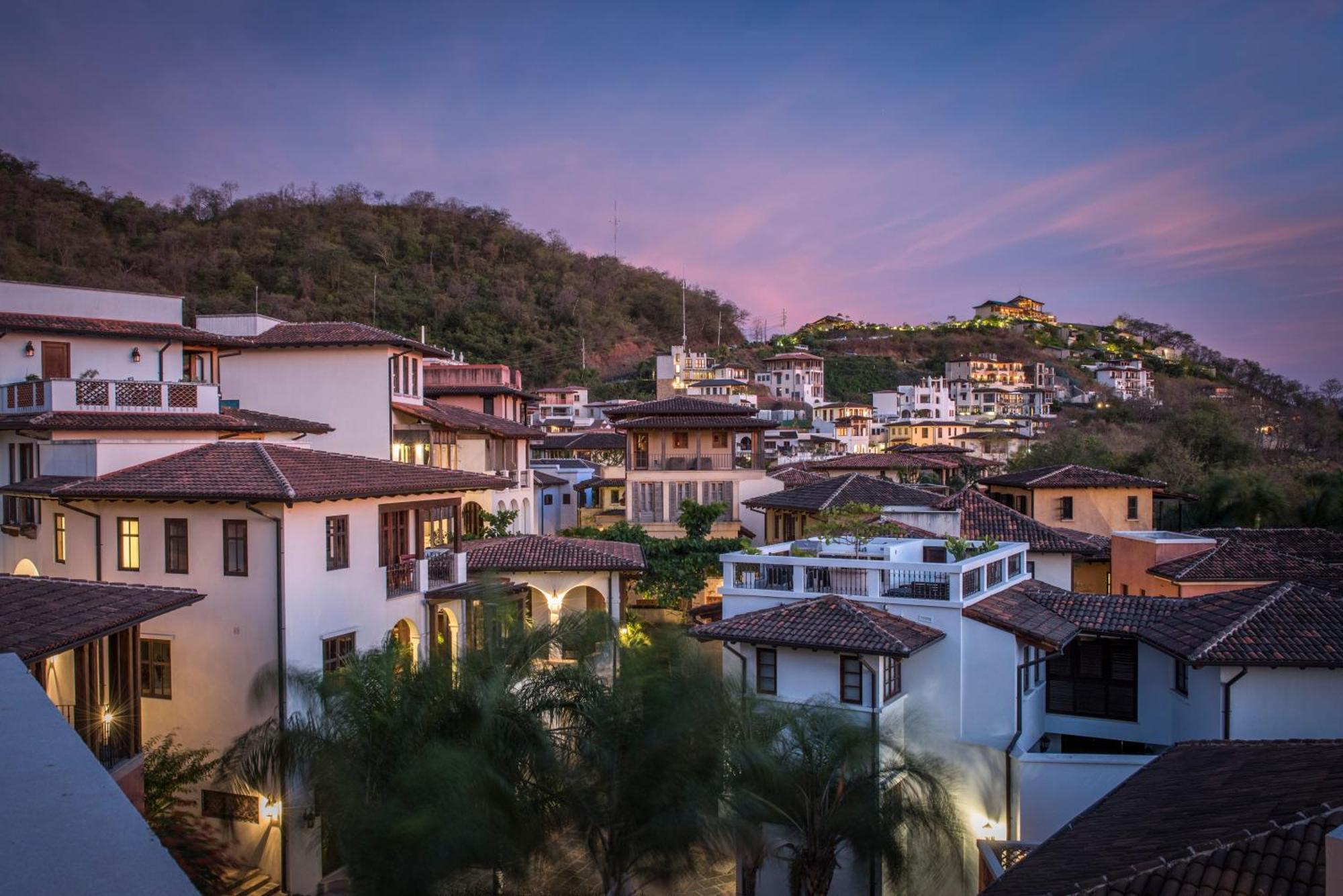 Santarena Hotel At Las Catalinas エクステリア 写真